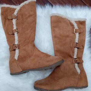 Wanted Women's Size 6 Buckle Faux Suede Boots w/ Faux Fur Trim Chestnut NEW!